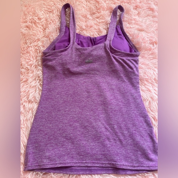 ALO Yoga Lavender Tank Top - Picture 4 of 4
